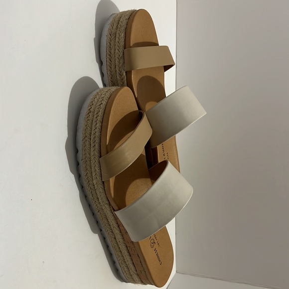 Chinese Laundry womens double strap rope bottoms platform sandal - Picture 2 of 5